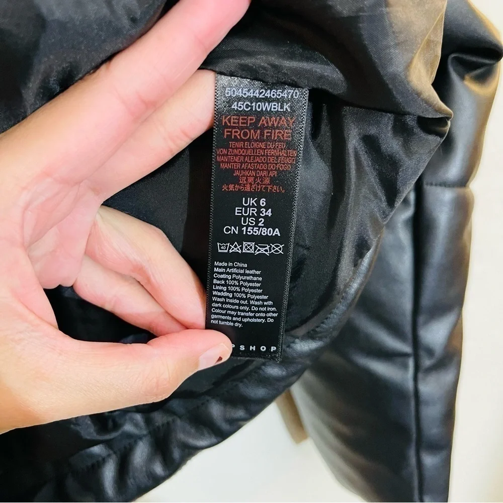 Topshop Faux Leather Cropped Puffer Jacket Women Size 2 Color Black Pockets - Picture 6 of 16